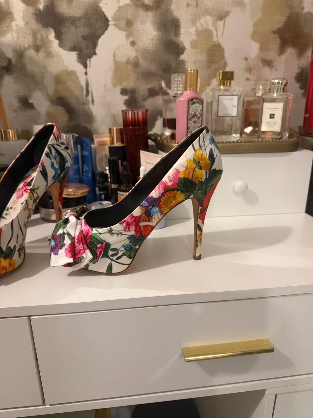 Dolce & Gabbana White Floral Peep-Toe Bow Heels - Picture 2 of 10